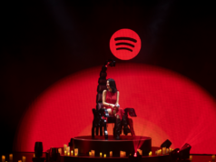 Spotify construyó una campaña de lanzamiento participativa para K de Karma, el nuevo álbum de Kenia Os