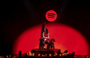 Spotify construyó una campaña de lanzamiento participativa para K de Karma, el nuevo álbum de Kenia Os